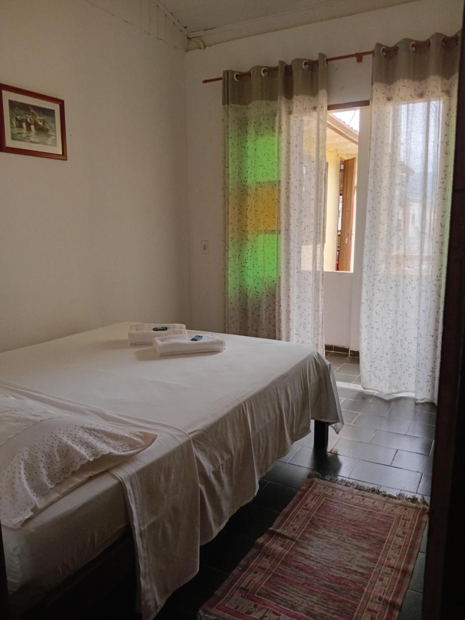 Hospedagem Dona Alaide Araquari Exterior foto