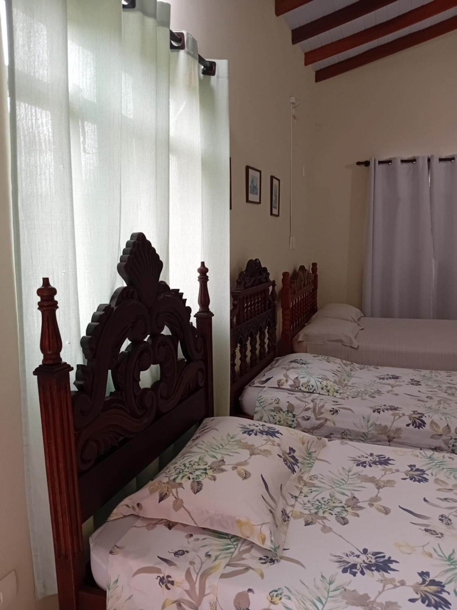 Hospedagem Dona Alaide Araquari Exterior foto